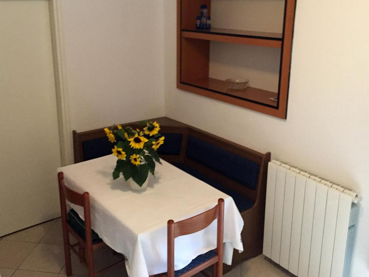 Villa Plavo More Novigrad  Luaran gambar